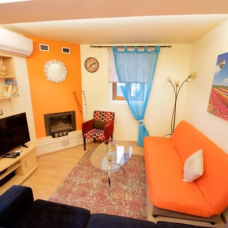 Appartement Makrades 2