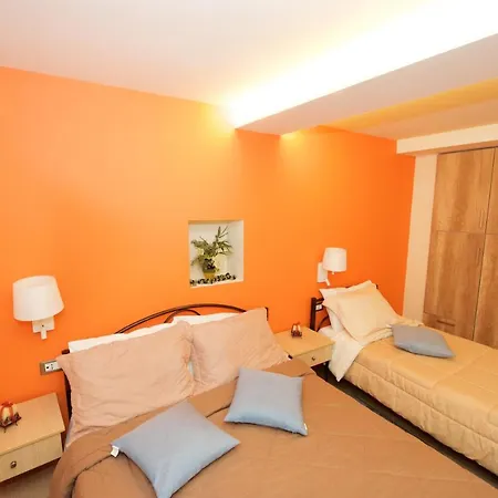 Makrades 2 * Paleokastritsa