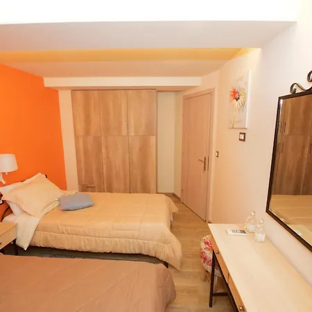 Makrades 2 Apartment *